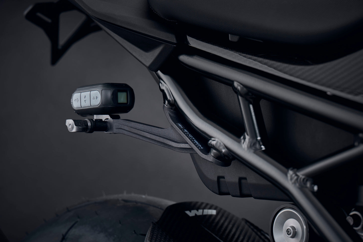 ep-bmw-m-1000-rr-offside-right-hand-action-camera-mount-2021