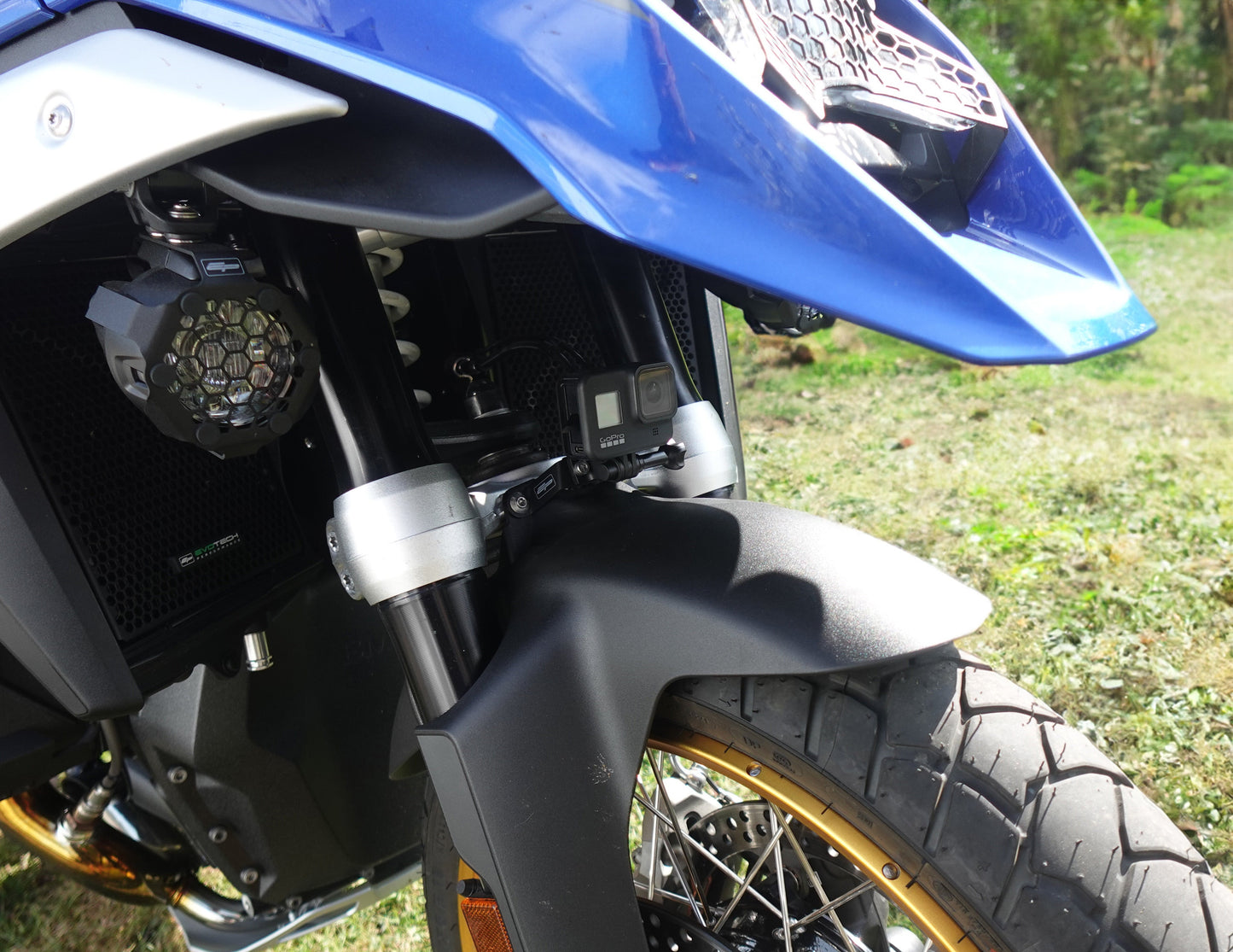 evotech-action-cam-mount-bmw-r-1300-gs-adventure-triple-black-2024