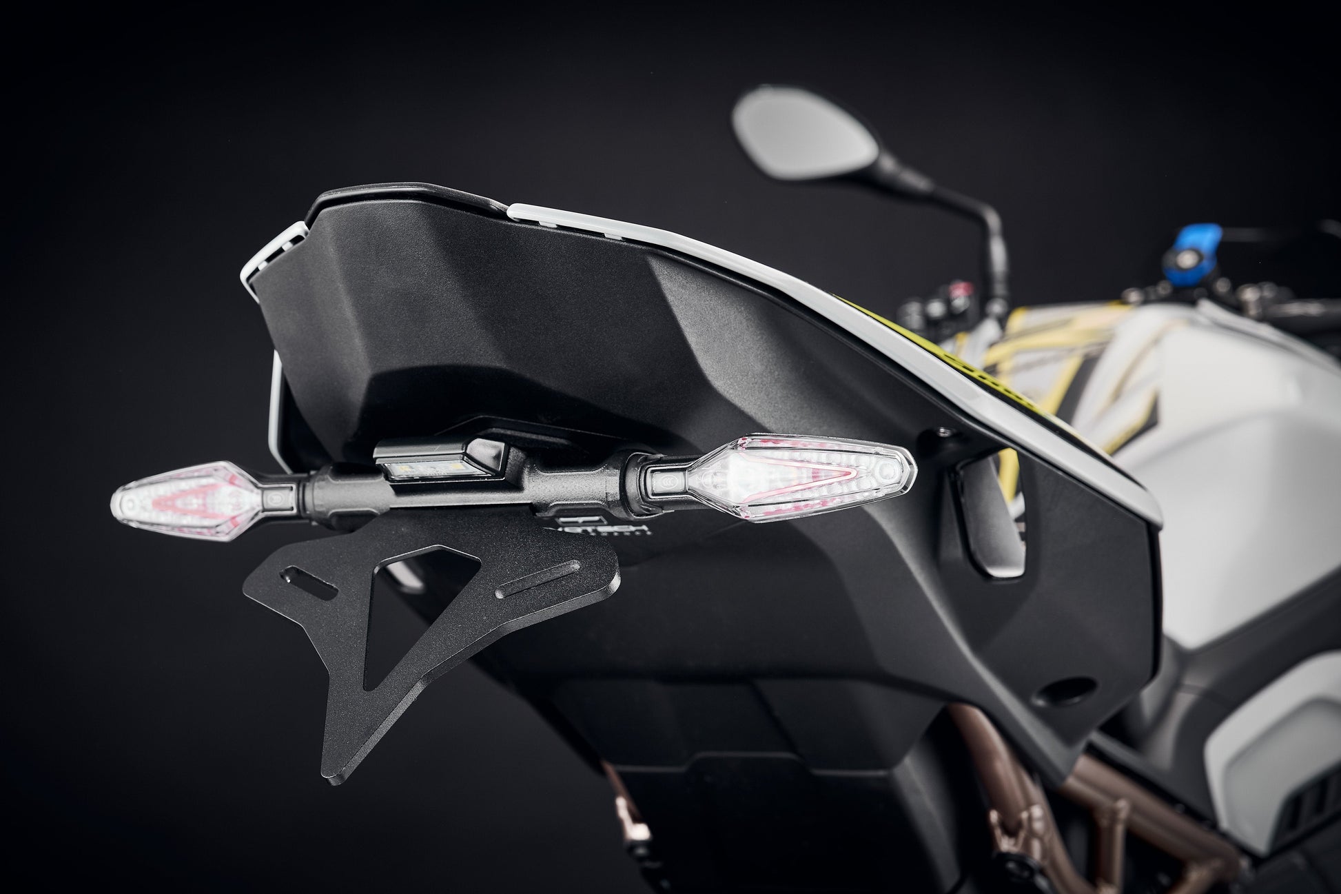evotech-bmw-s-1000-r-tail-tidy-2021-2024