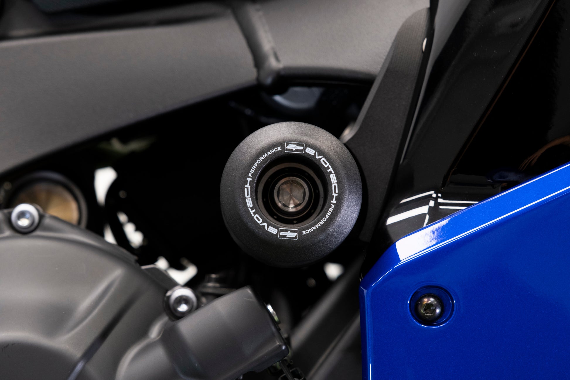 evotech-crash-protection--yamaha-yzf-r9-2025