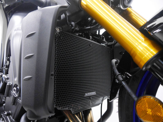 ep-yamaha-mt-09-sp-radiator-guard-2021