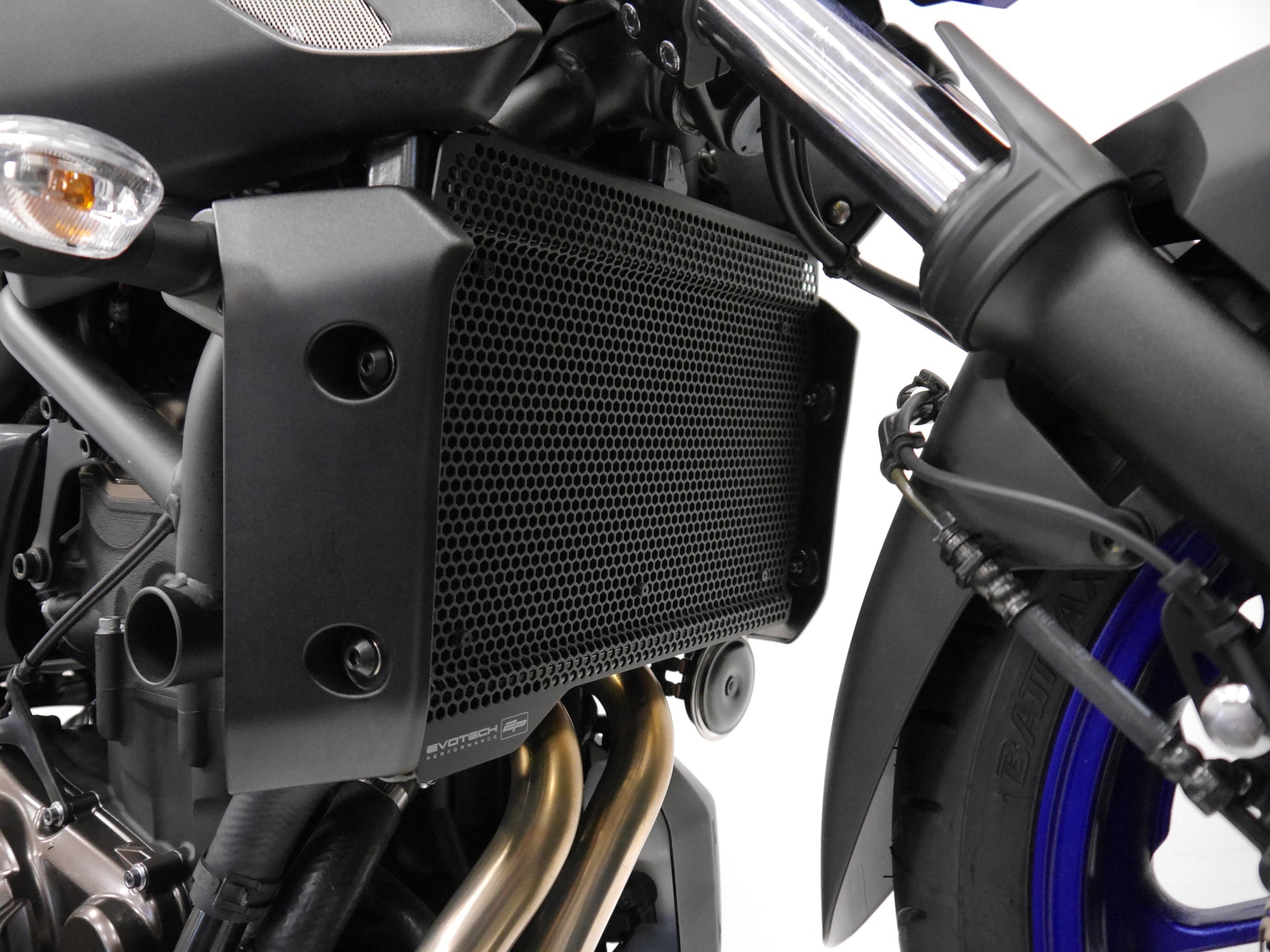 ep-yamaha-fz-07-radiator-guard-2018-2020