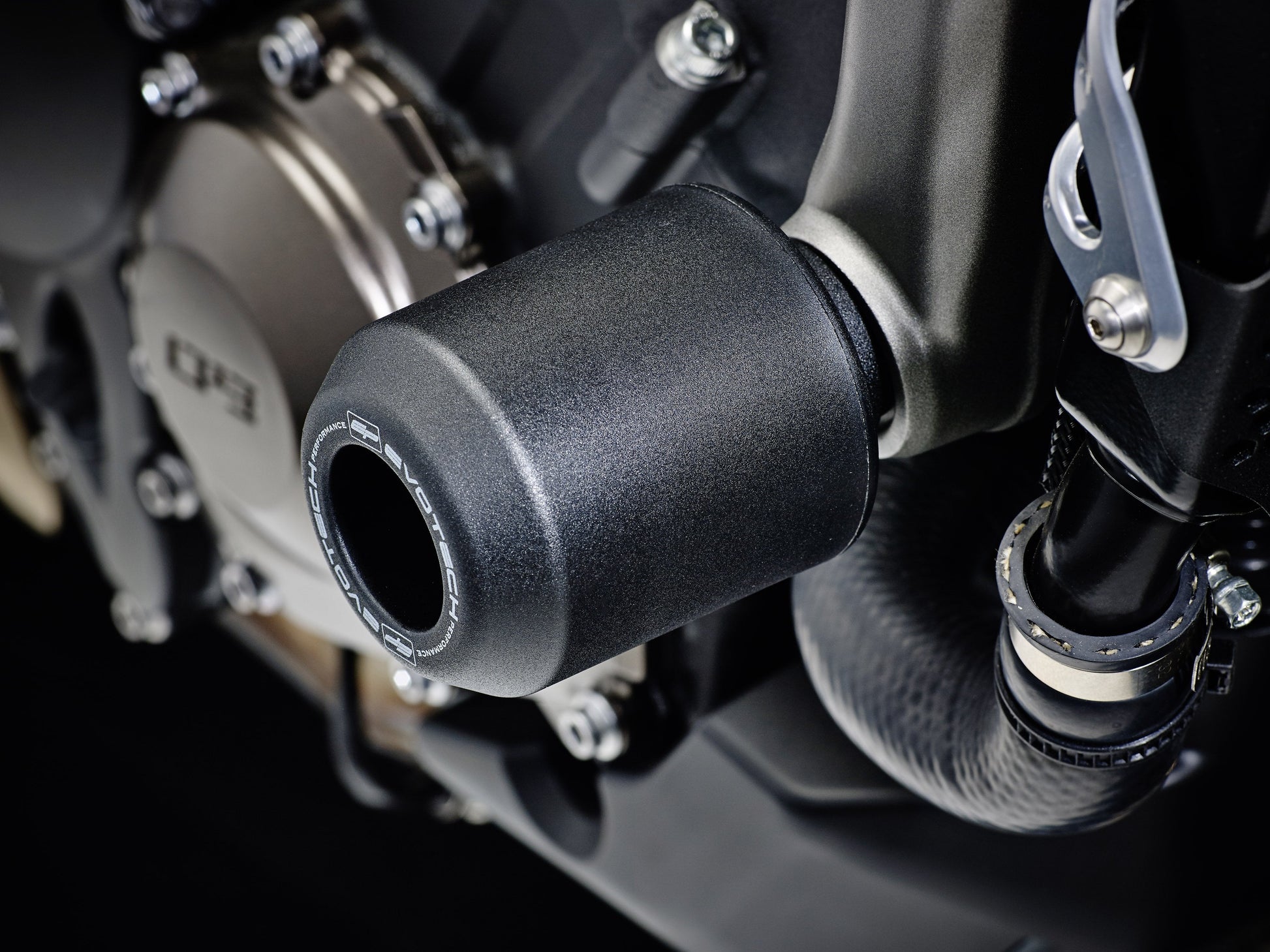 yamaha-mt-09-tracer-crash--2015-onwards