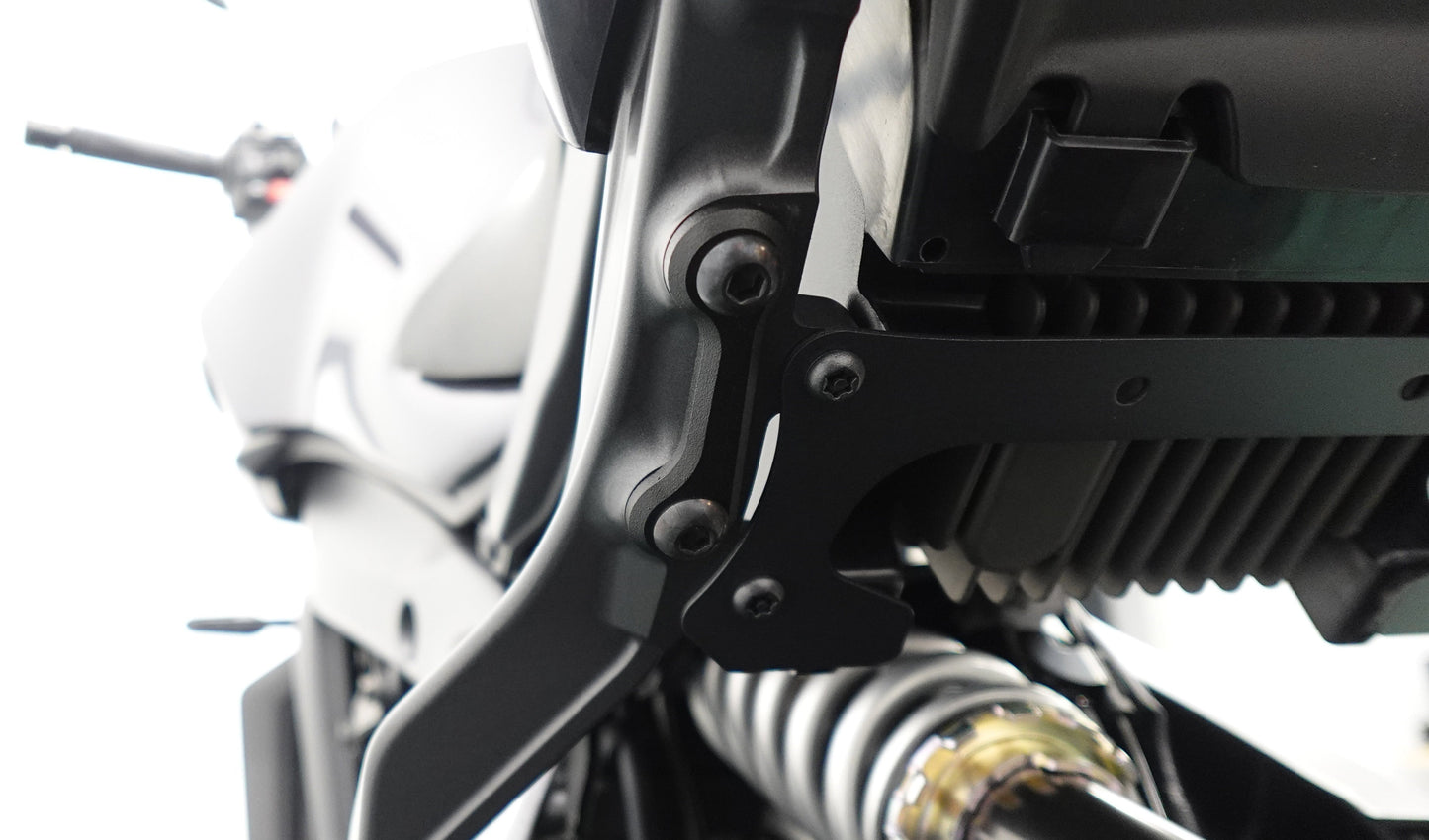 evotech-yamaha-mt-09-sp-pillion-footpeg-removal-kit-2024