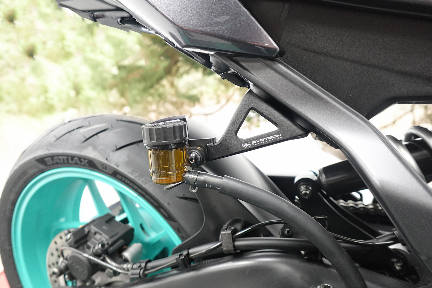 evotech-yamaha-mt-09-sp-pillion-footpeg-removal-kit-2024