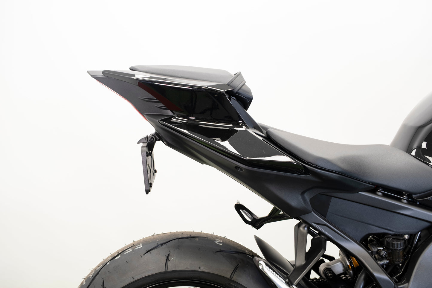 evotech--tail-tidy-yamaha-yzf-r9-2025