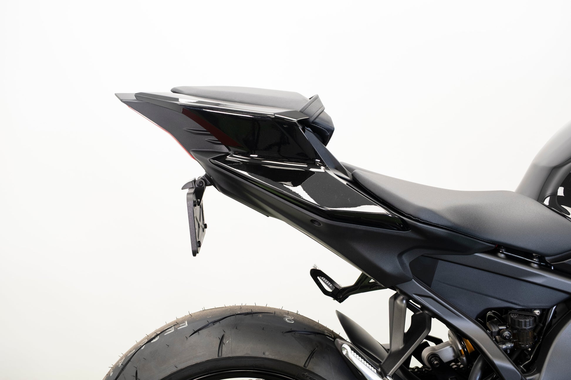 evotech--tail-tidy-yamaha-yzf-r9-2025