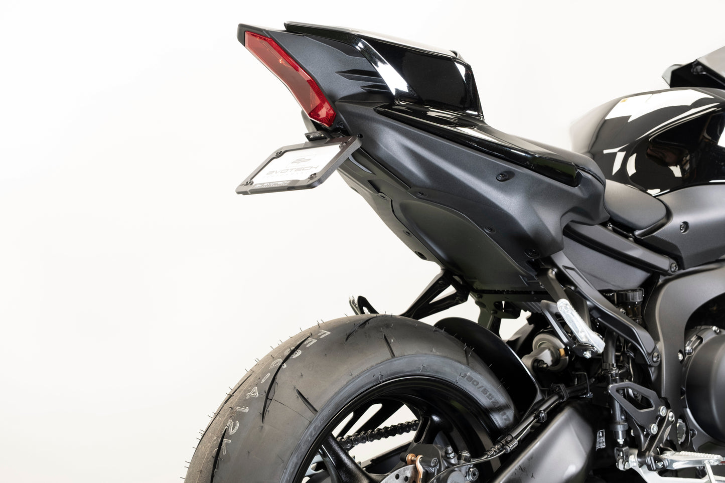 evotech--tail-tidy-yamaha-yzf-r9-2025